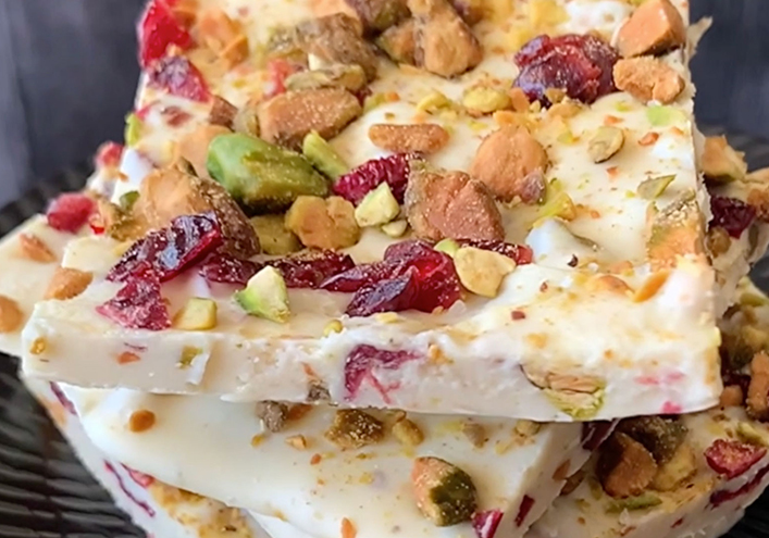 Corteza de pistacho navideña