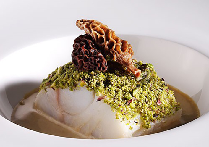 Bacalao confitado con pistachos americanos 