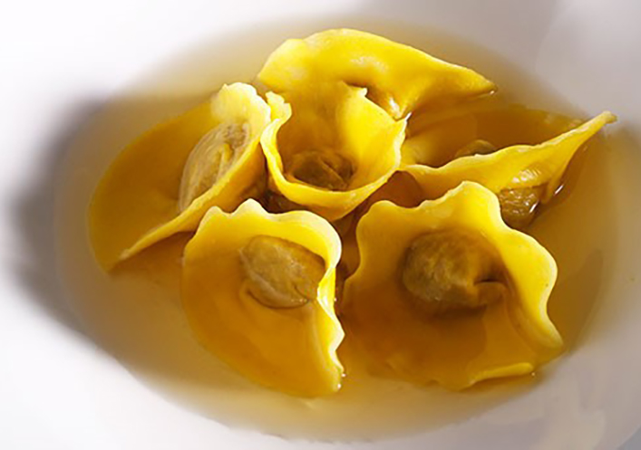 Raviolis con pistachos americanos