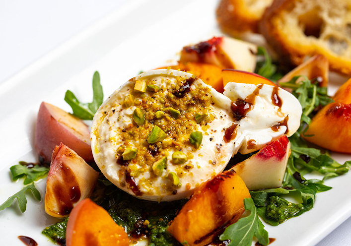 Melocotón de pistacho y burrata