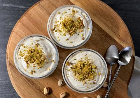Tarta de queso con pistacho y cardamomo 