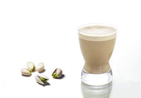 Batido matinal con pistachos, cacao y jengibre