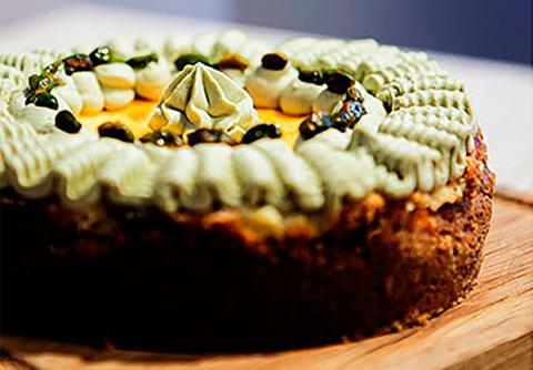 Tarta de queso con pistachos