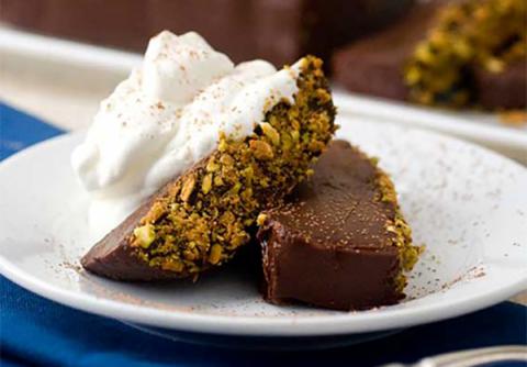 Tarta de trufa de chocolate y pistacho sin gluten 