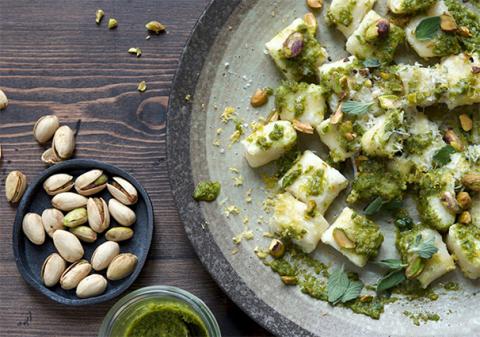 GNOCCHI CASEROS DE RICOTTA Y LIMÓN CON PESTO DE PISTACHOS